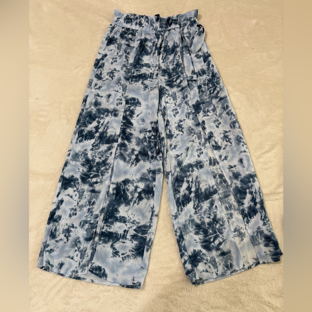 SHEIN High Rise Blue and White Tie-Dye Pants Classic Cute Night Out Boho